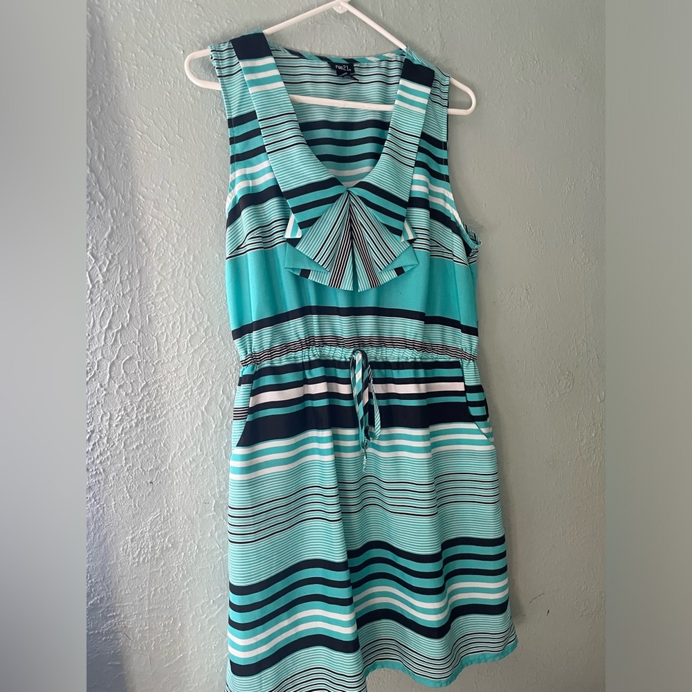 Rue 21 teal black white dress! size XL cinch‎ waist pockets
